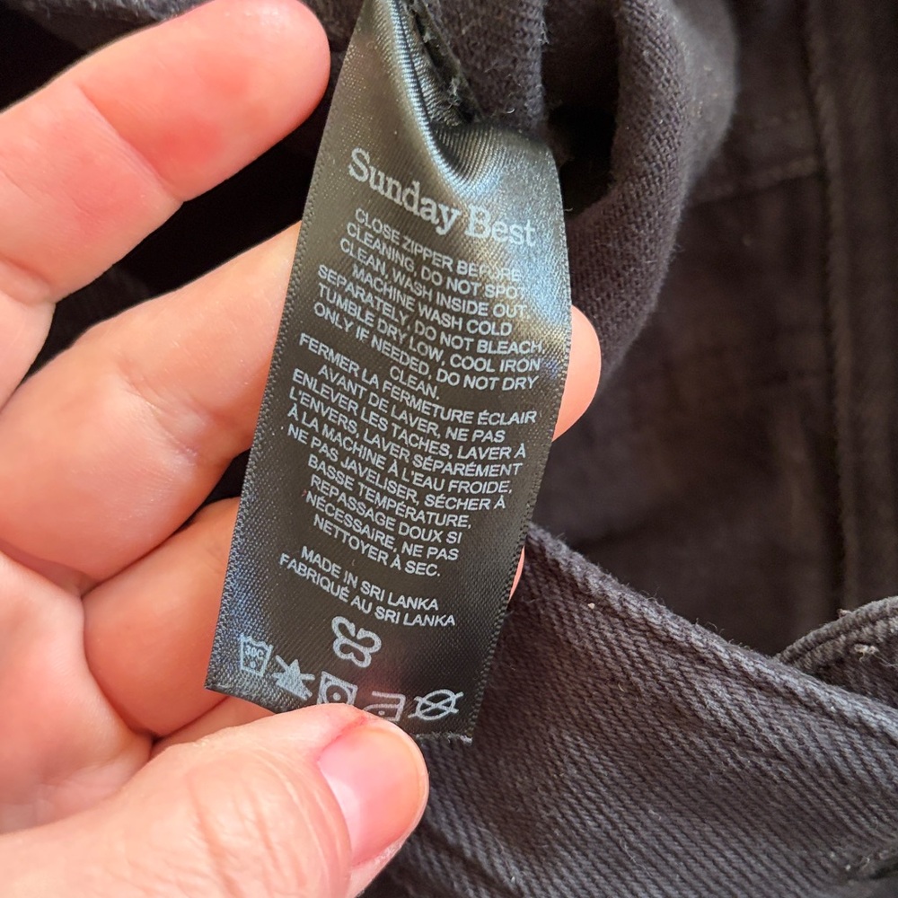 Aritzia Sunday Best Black Cargo Pants - Picture 3 of 5